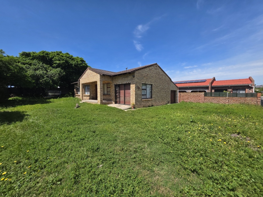 3 Bedroom Property for Sale in Kabeljauws Eastern Cape